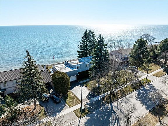 3rd image of 1460 Watersedge Rd