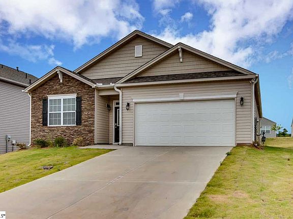 3rd image of 707 Longhorn Dr