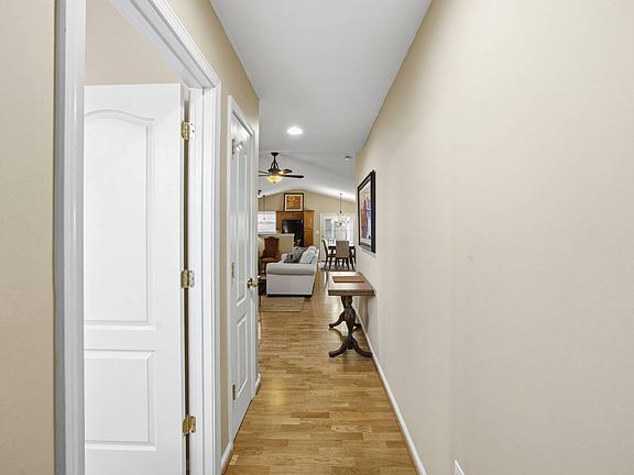 4th image of 4700 Orlando Ct