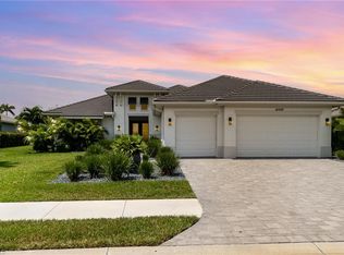 14356 Neptune Ave, Naples, FL 34114