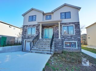 17 Fonda Pl, Staten Island, NY