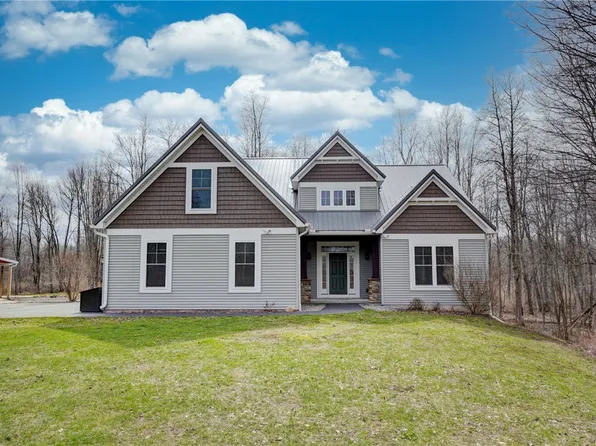 16010 Brown Schoolhouse Rd, Holley, NY 14470