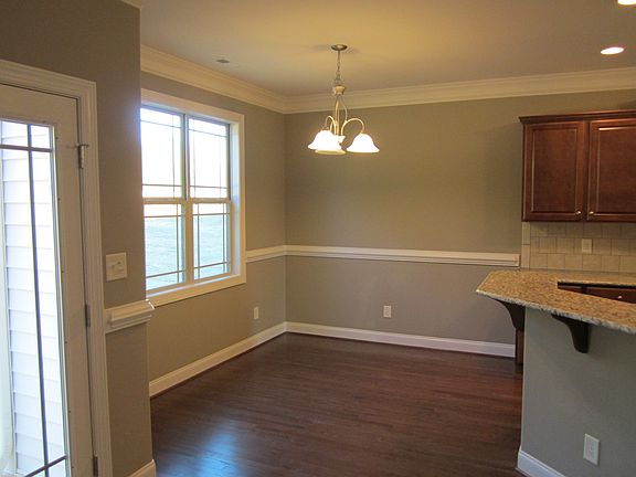 5th image of 75 Talford Dr