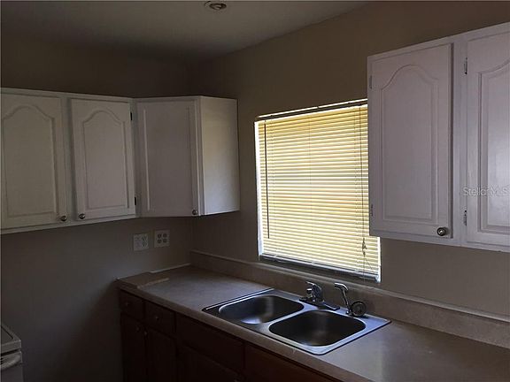 5th image of 708 S Solandra Dr
