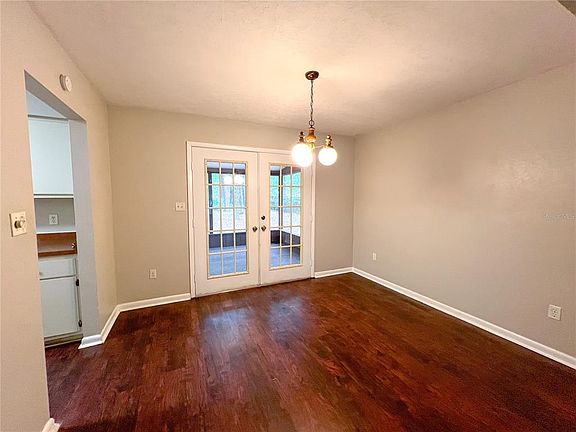 4th image of 720 SW 77th Ter