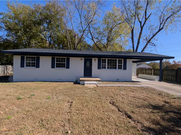 104 Avenue 4, Atkins, AR 72823