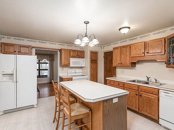 2nd image of 4403 Paine Dr