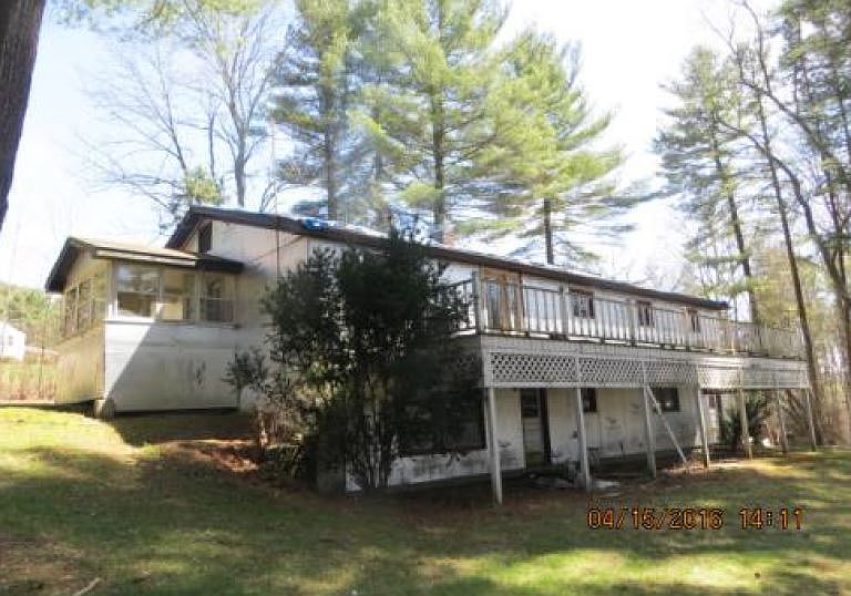 2nd image of 169 Halsey Valley Rd