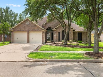 2041 Lodge Crest Ct, League City, TX, 77573