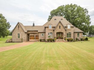 200 Twin Fork Ln, Savannah, TN 38372