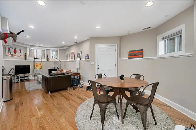 1253 W Newport Ave #G — Photo 2