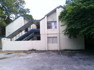12908 N 15th St APT 32, Tampa, FL 33612