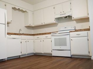 595 Schiller St #11, Sun Prairie, WI 53590
