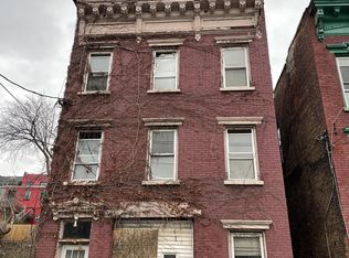 89 Orange St, Albany, NY 12210