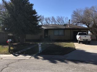 236 La Paloma Dr, Rawlins, WY 82301
