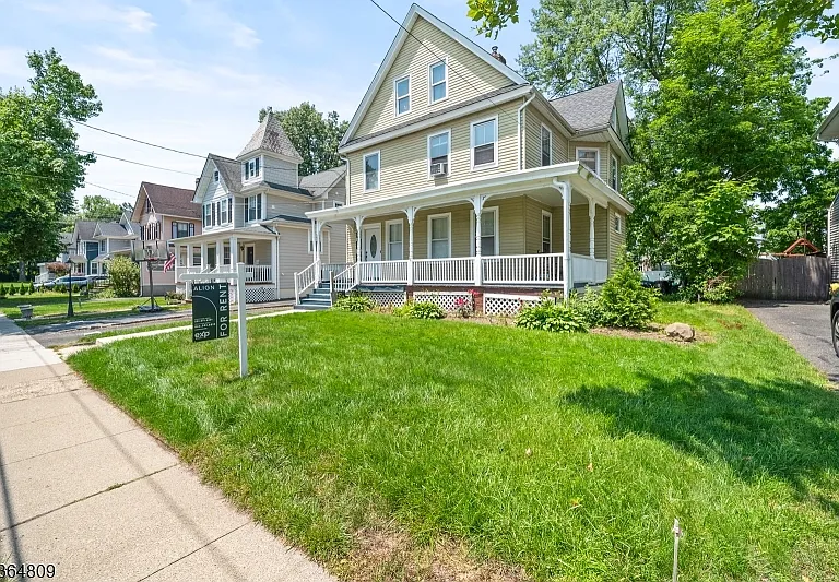 26 Hillside Ave — Photo 13