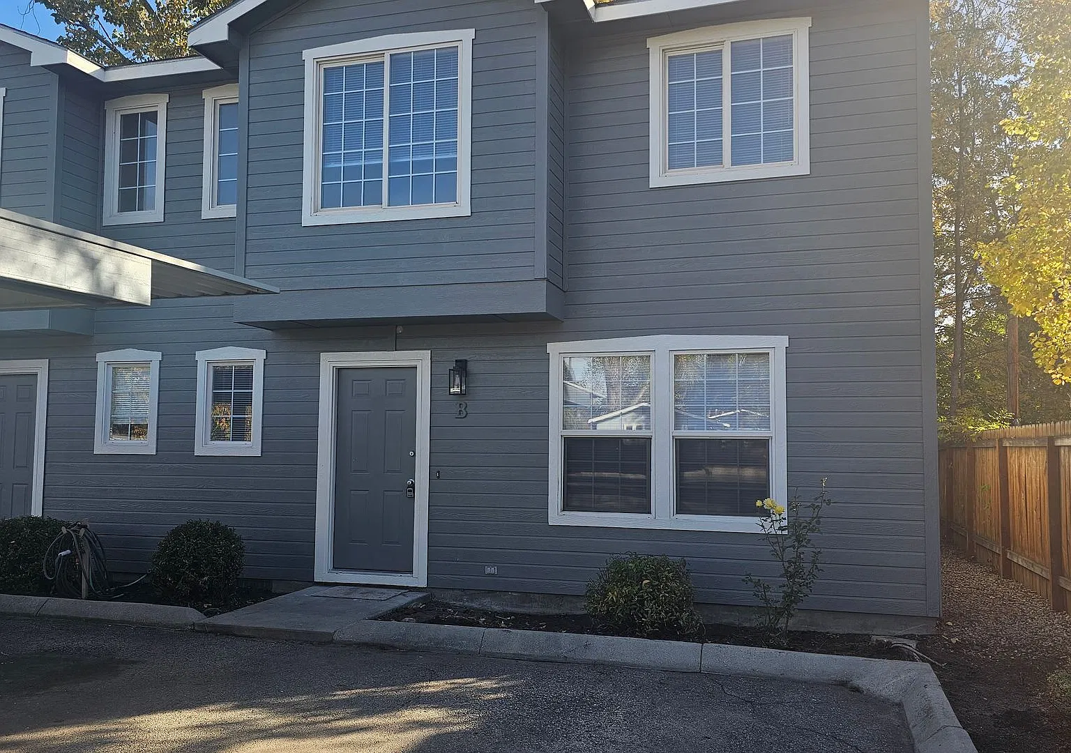 Shoshone Duplex — Photo 2