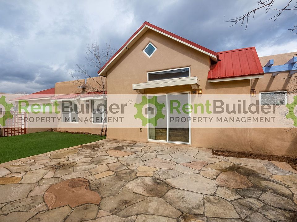 1st image of 4304 Camino Lila