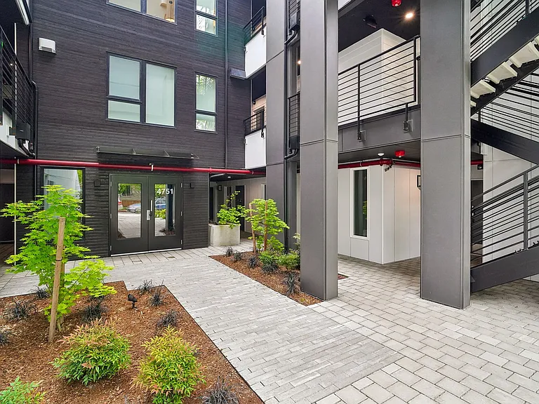 Brand-New Studio Near UW | Furnished Options & Luxury Amenities at Graceland Apartments Seattle — Photo 48