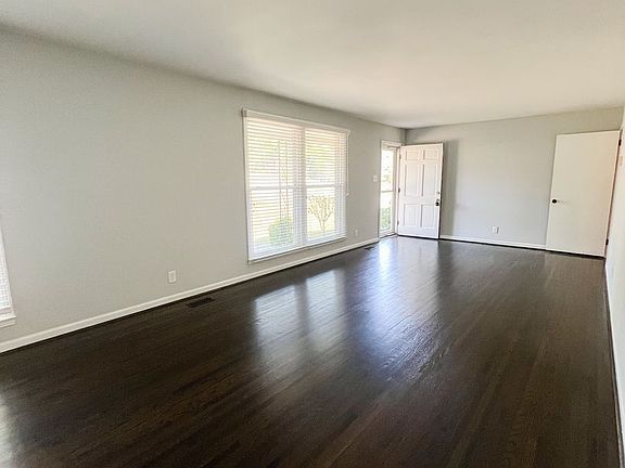 3rd image of 2108 Barkley Dr