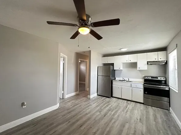 639 SW 5th St #2, Belle Glade, FL 33430