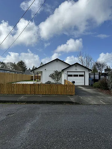 1086 John Hill Rd Photo 1