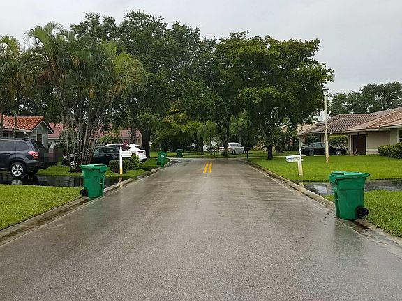 4th image of 9620 NW 25th Ct