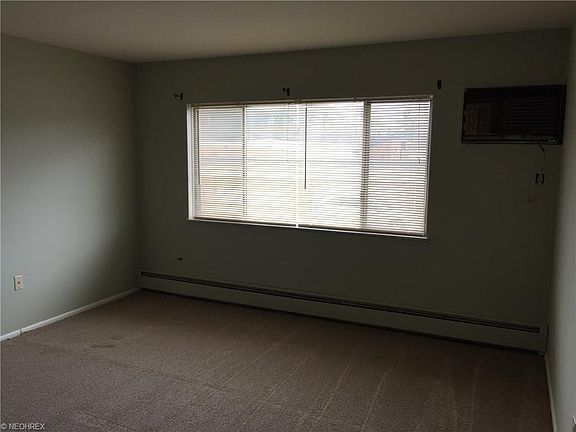 3rd image of 5200 Royalton Rd #A-7