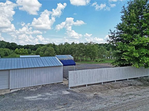 4th image of 22701 Timberview Rd