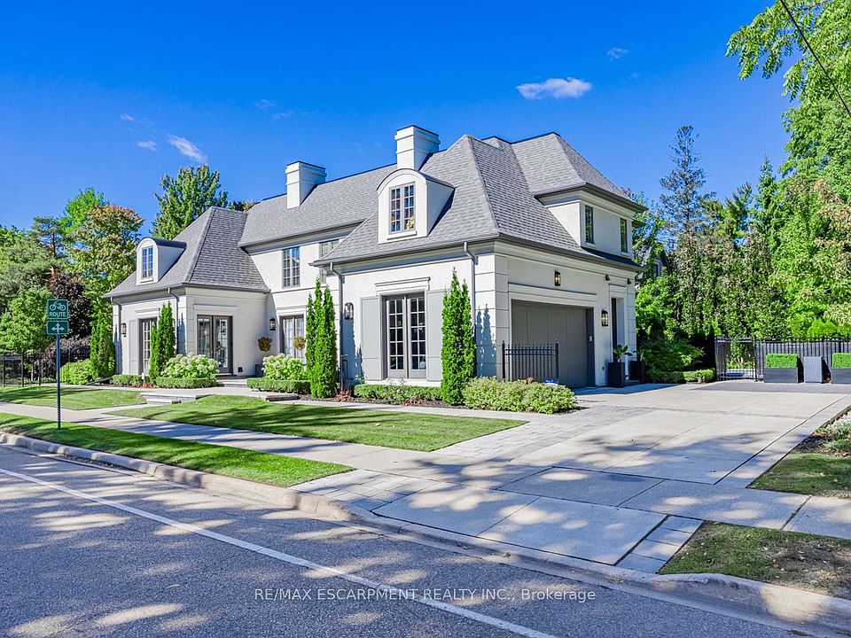 1st image of 393 Maple Grove Dr
