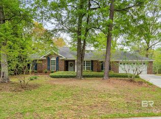 530 Ridgewood Dr, Daphne, AL 36526
