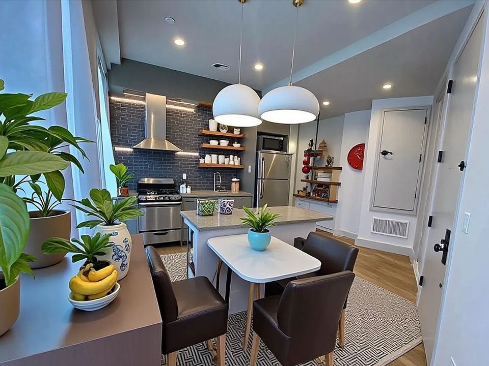 1st image of 72 Henry St #1FF