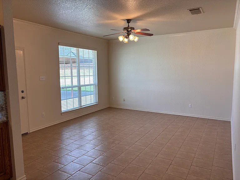 967 Underwood Rd — Photo 7