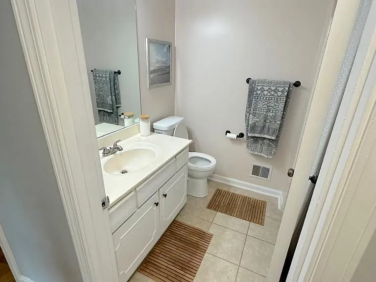 1005 Fenley Ave — Photo 13