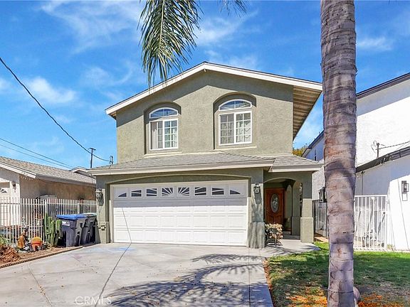 3rd image of 15224 Mariposa Ave