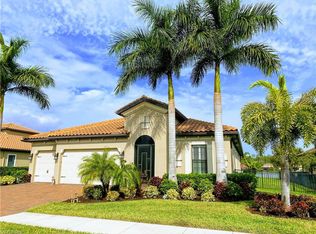 1452 Mockingbird Dr, Naples, FL 34120
