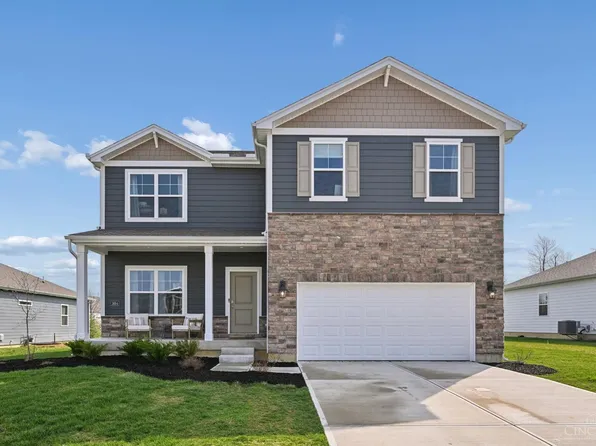 3684 Heritage Farm Ln, Amelia, OH 45102