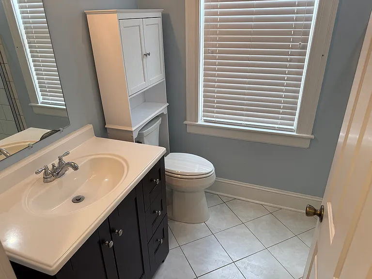 1115 Floyd Ave — Photo 43