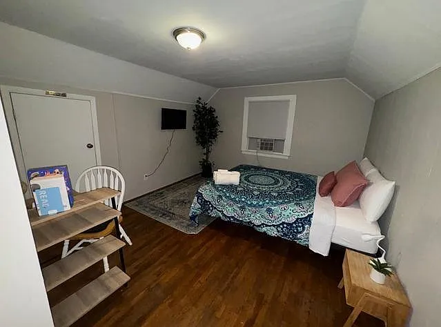 1227 Brookwood Dr — Photo 5