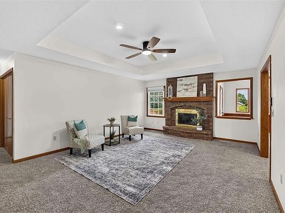 3rd image of 1006 N King Ave