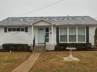 105 W Arrowwood Rd, Oak Ridge, TN 37830