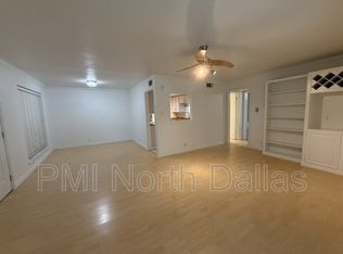 7904 Royal Ln APT 227F, Dallas, TX 75230