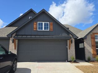 12462 S Maplewood Ave, Bixby, OK 74008