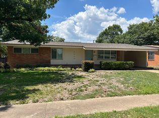 8629 Rolling Rock Ln, Dallas, TX 75238