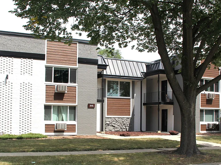 315-329 W Kimbell Ave — Photo 19
