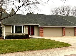 3108 Fairway Oaks Dr #0, Dekalb, IL 60115