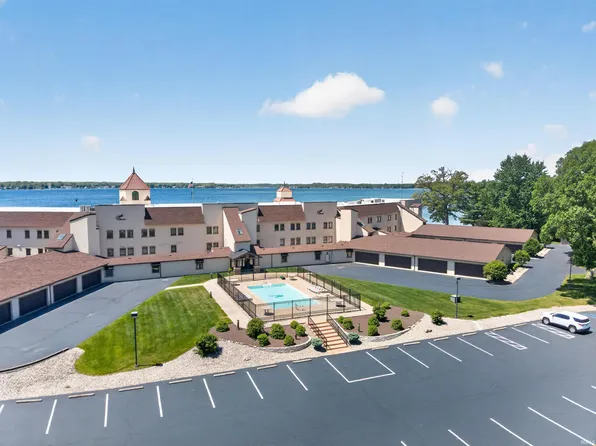 12275 N Ogden Point Rd APT 306, Syracuse, IN 46567
