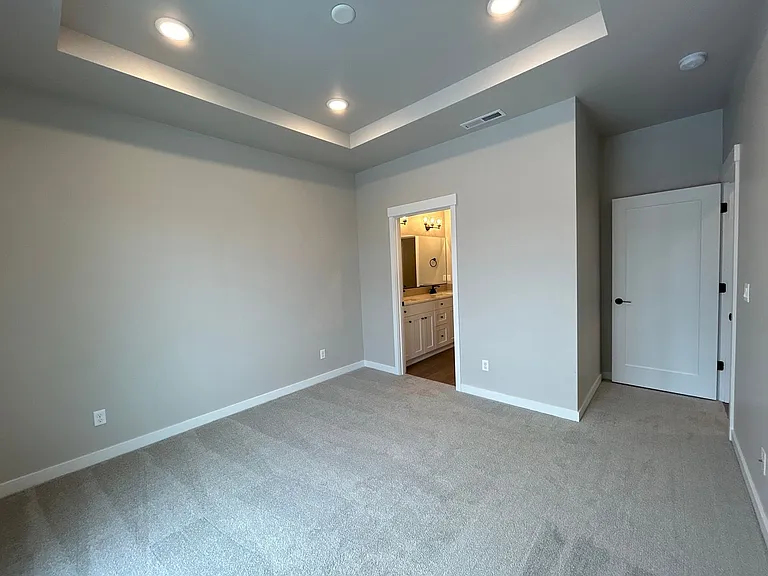 20656 SE Iron Horse Ln — Photo 13