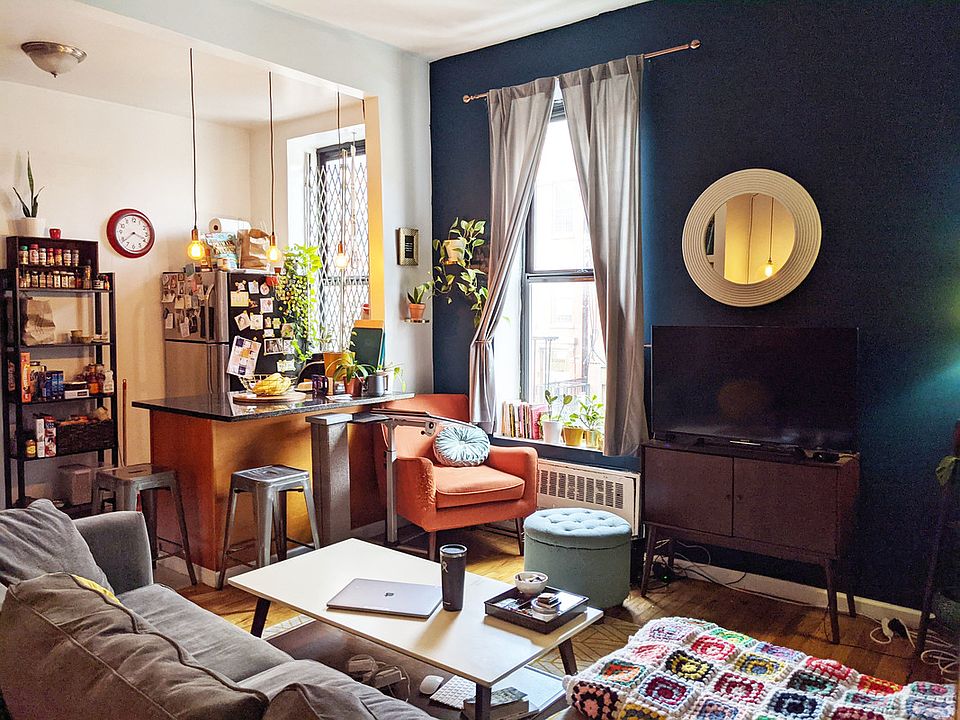1st image of 200 W 134th St APT 2A