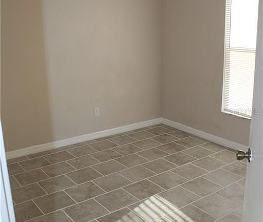 5th image of 3116 Saratoga Dr